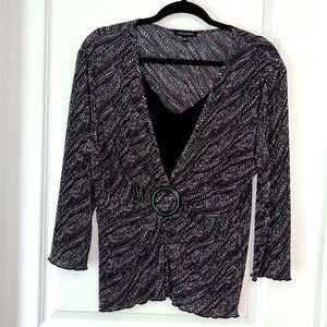 Beautiful printed women’s top in excellent condition